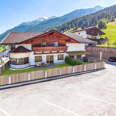 Scenic Apartment In Top Location Neustift im Stubaital Luaran gambar